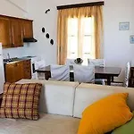Minies Nyaraló