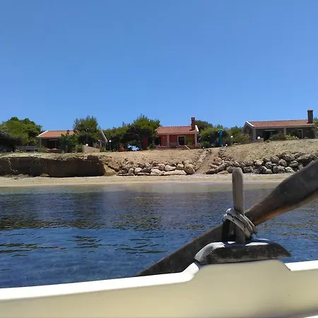 米妮丝海滩别墅 *